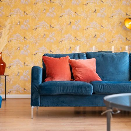 Stylish 4 Bedroom Spacious Retreat With Parking - Sleeps 10 - Families & Contractors Canterbury Zewnętrze zdjęcie