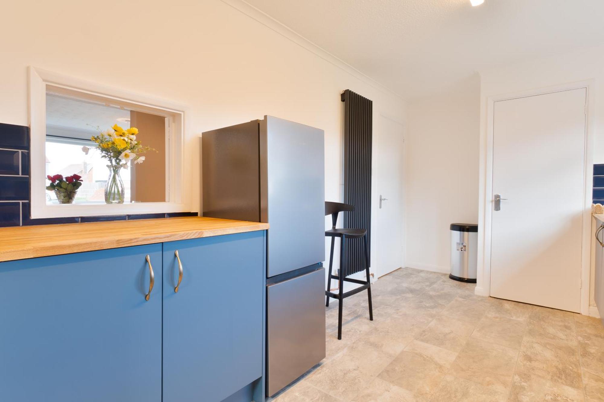 Stylish 4 Bedroom Spacious Retreat With Parking - Sleeps 10 - Families & Contractors Canterbury Zewnętrze zdjęcie